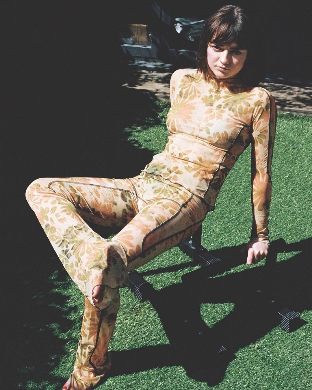 Maisie williams thong